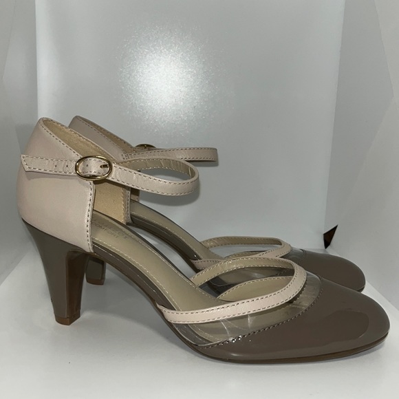 naturalizer mary jane heels